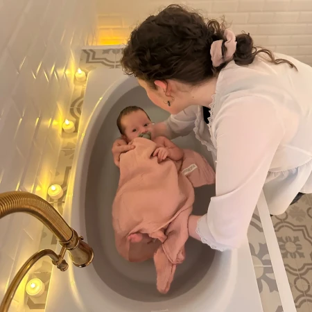 Formation bain bébé enveloppé approche physiologique LBDC Formations accompagnement nouveau né